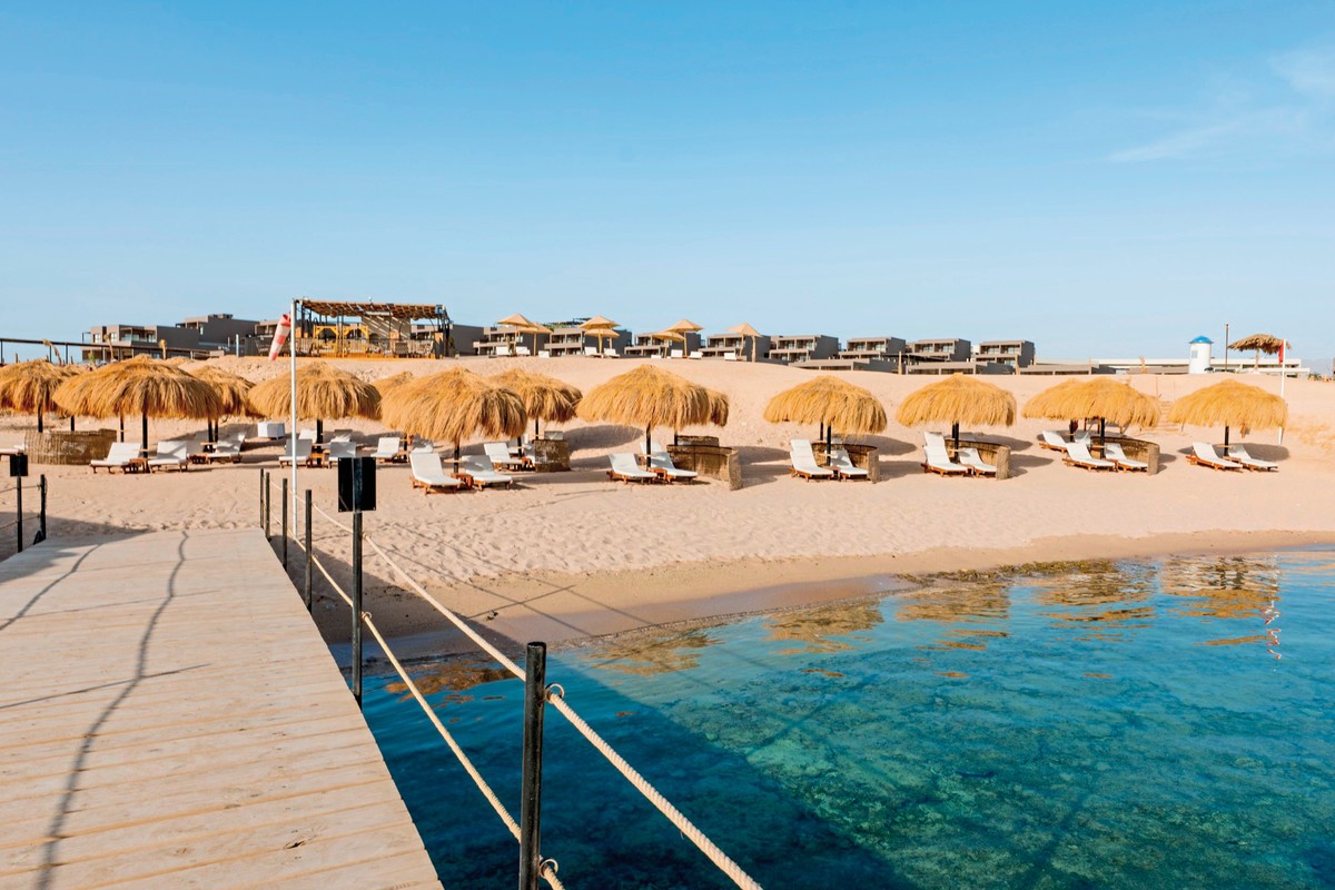 Sentido Naga Bay