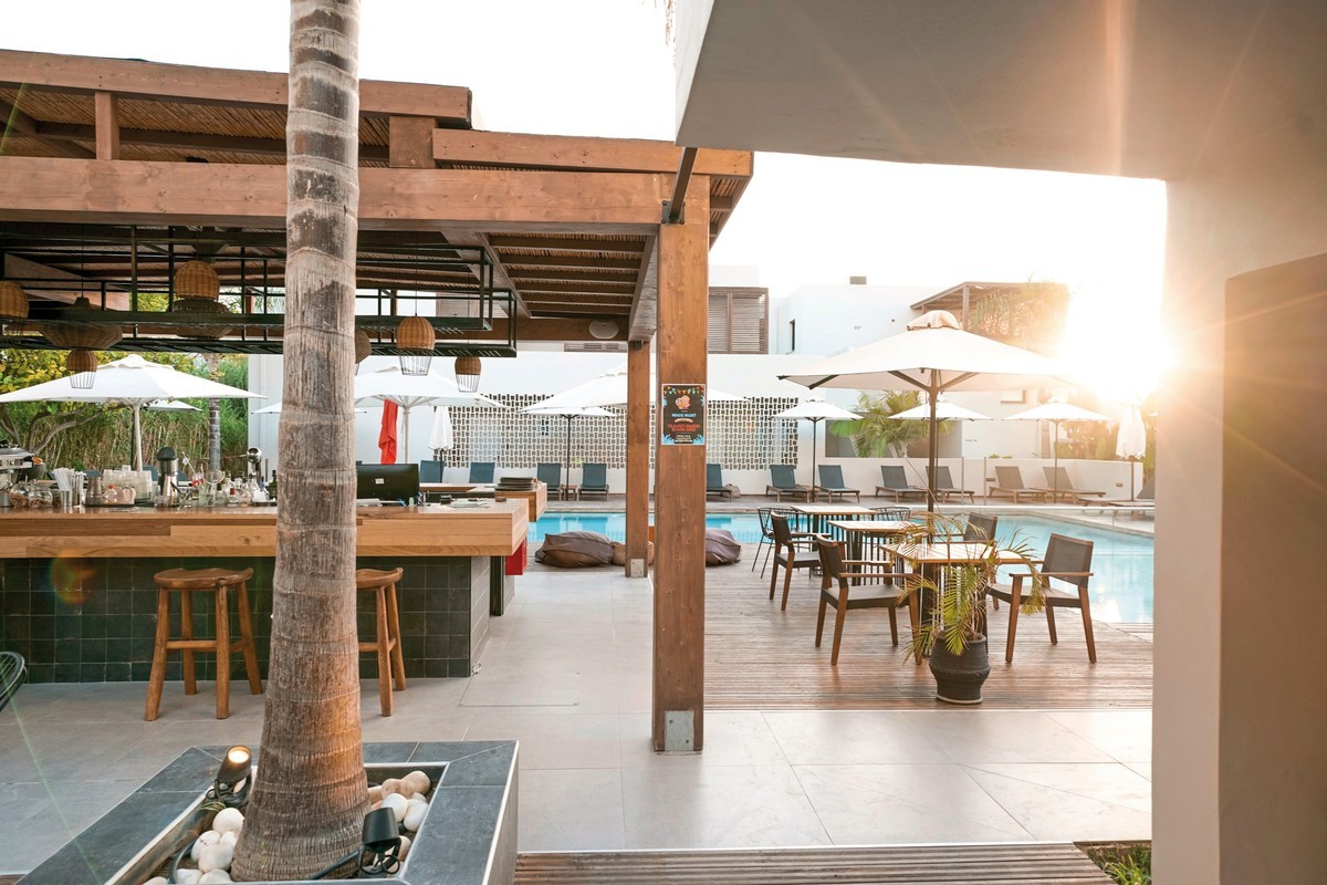 Sentido More Meni Residence & Suites