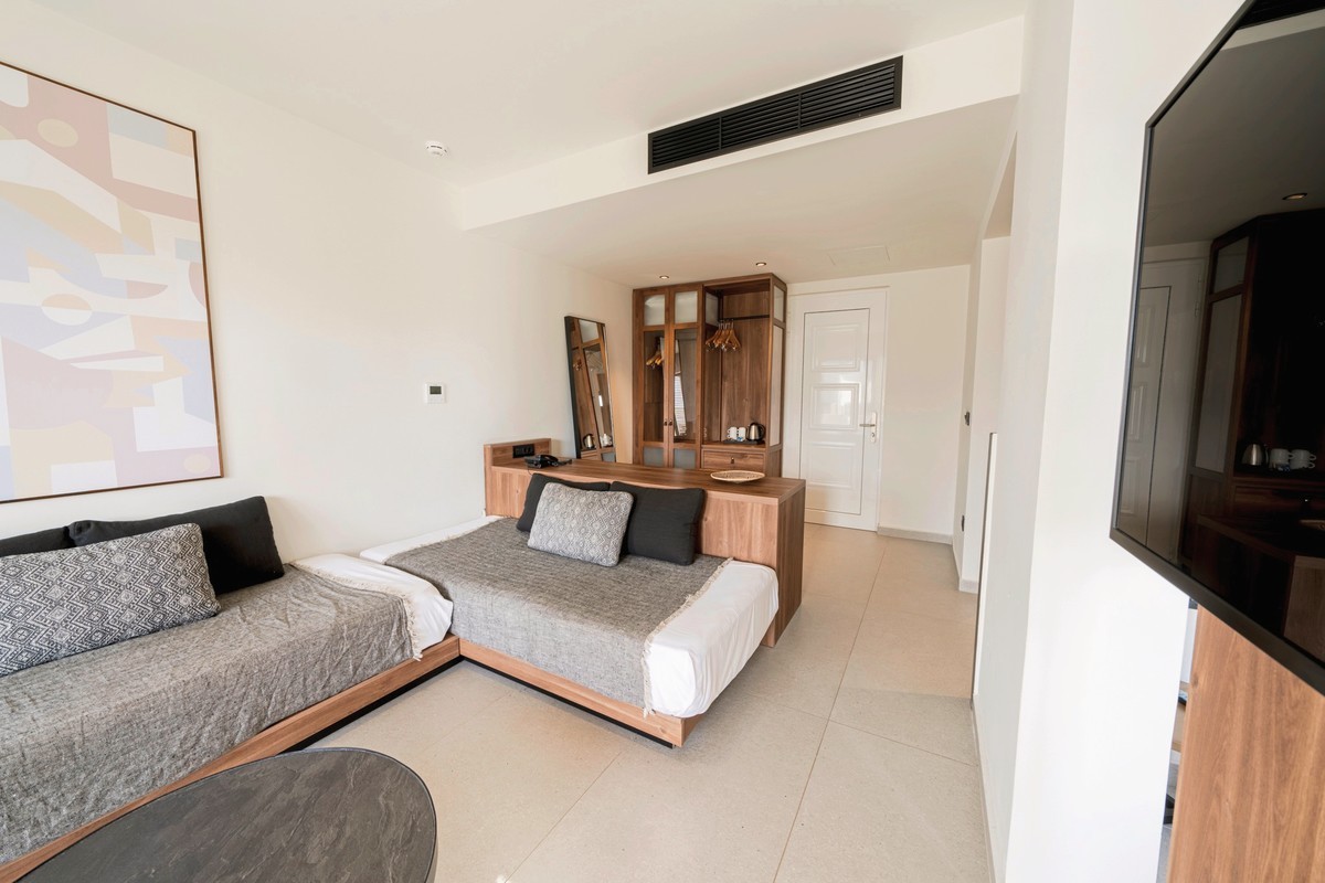 Sentido More Meni Residence & Suites