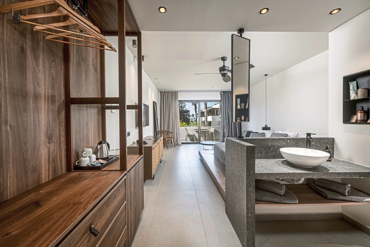 Sentido More Meni Residence & Suites