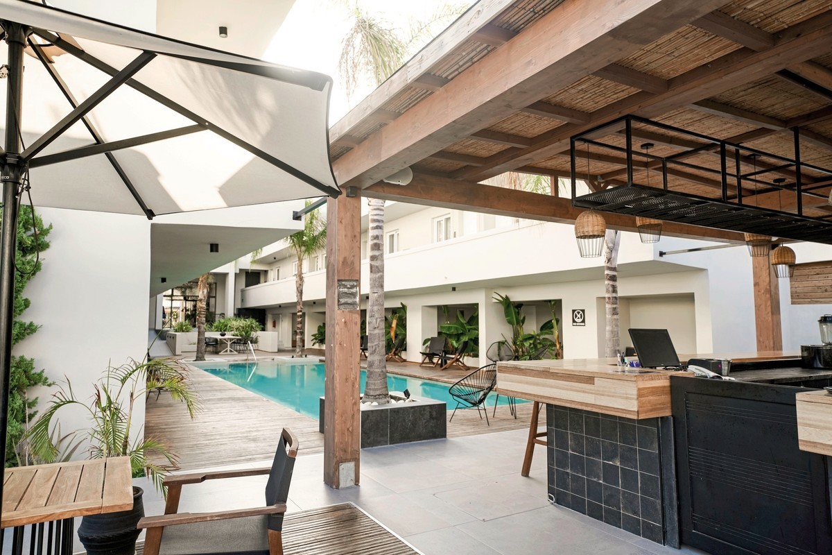 Sentido More Meni Residence & Suites