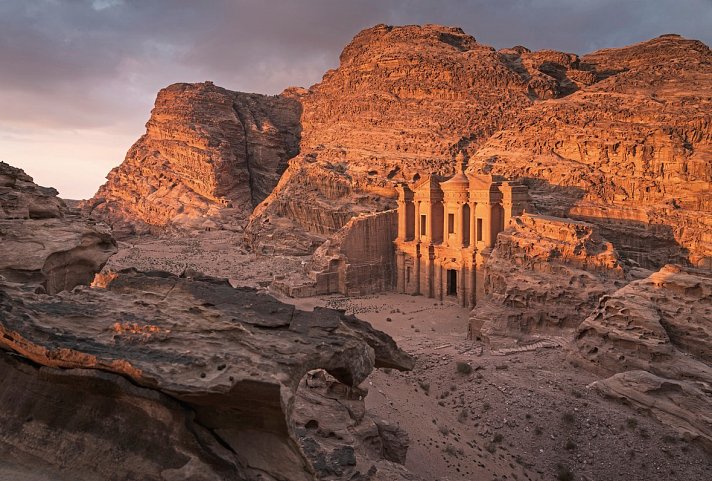 Jordanien: Mosaike, Felsenstätte und heilendes Wasser
