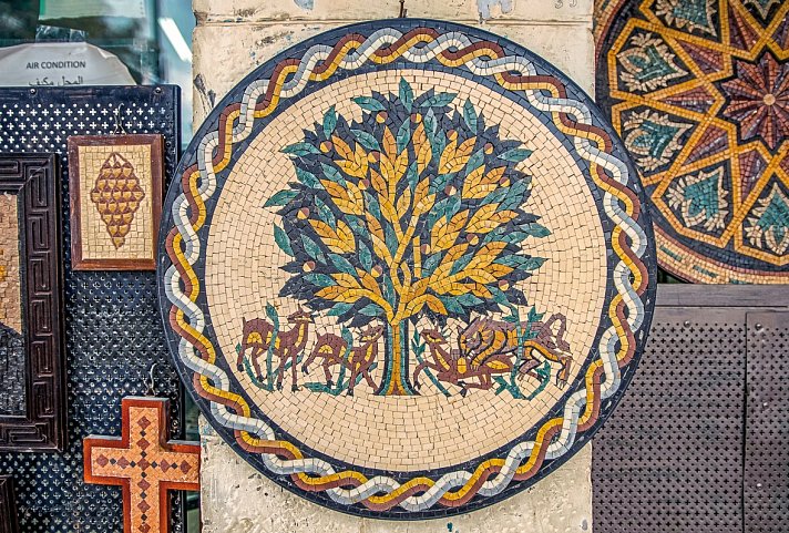 Jordanien: Mosaike, Felsenstätte und heilendes Wasser