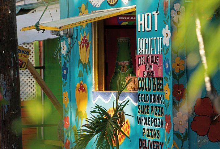 CHRONOS - Traumsegeln in die Tobago Cays