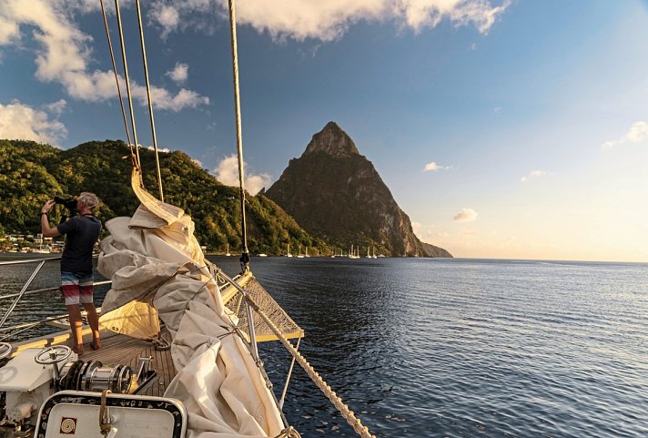 CHRONOS - Traumsegeln in die Tobago Cays