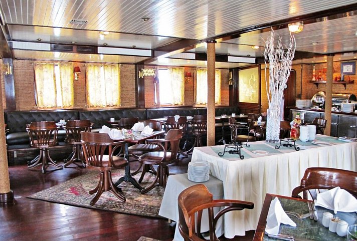Halong-Kreuzfahrt an Bord der Emeraude