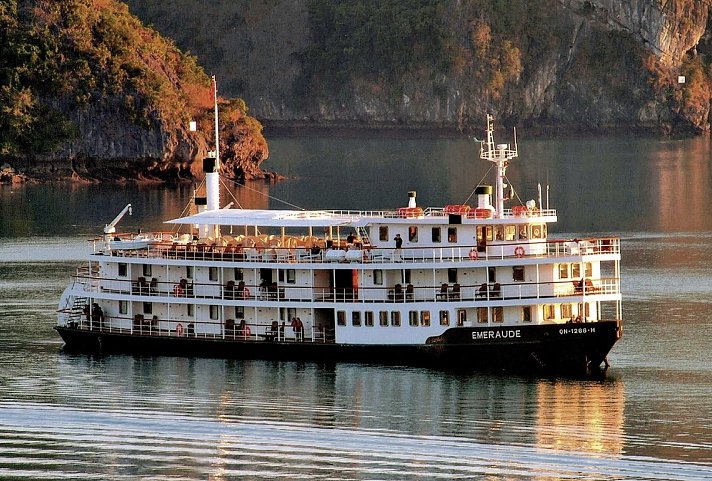 Halong-Kreuzfahrt an Bord der Emeraude