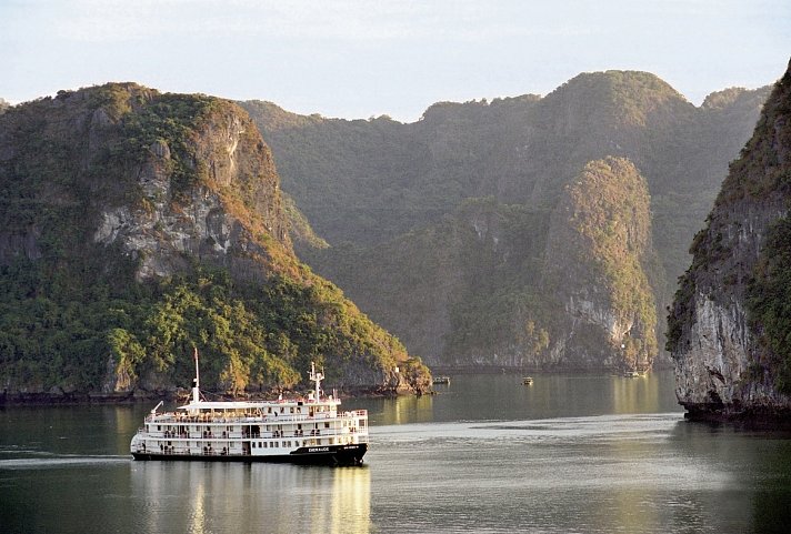 Halong-Kreuzfahrt an Bord der Emeraude