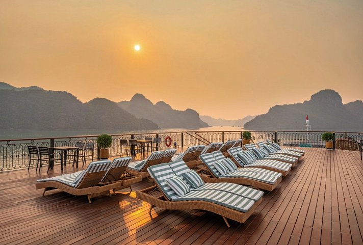 Halong Bucht an Bord der Indochine Grand (1 Nacht)