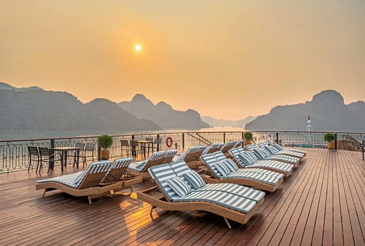 Halong Bucht an Bord der Indochine Grand (2 Nächte)