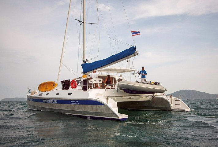 Katamaran Amadeus