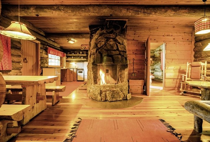 Kakslauttanen Arctic Resort