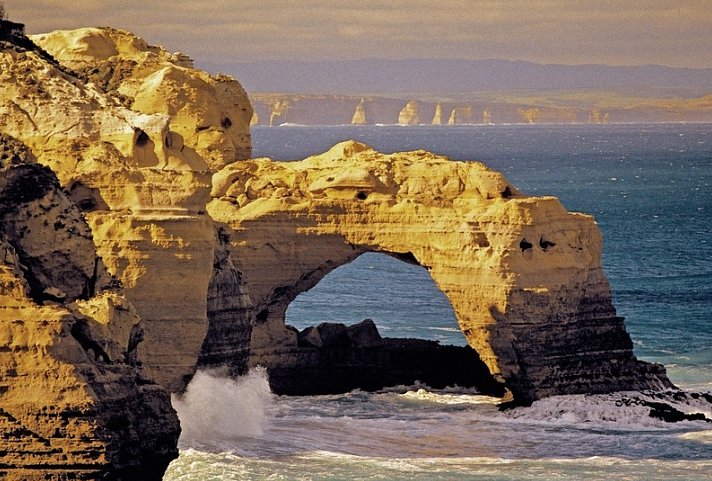 Great Ocean Road & Grampians (MEL22004)