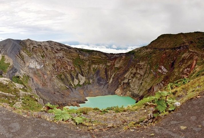 Geheimnisvolles Costa Rica: Vulkane und Regenwald