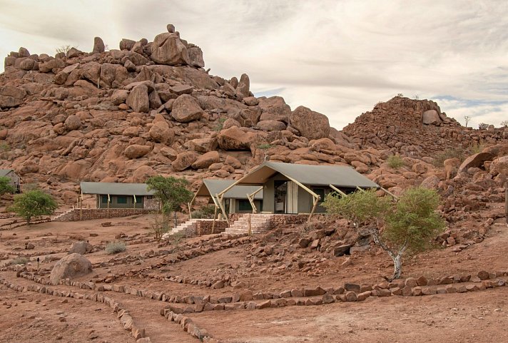 Ondjamba Hills