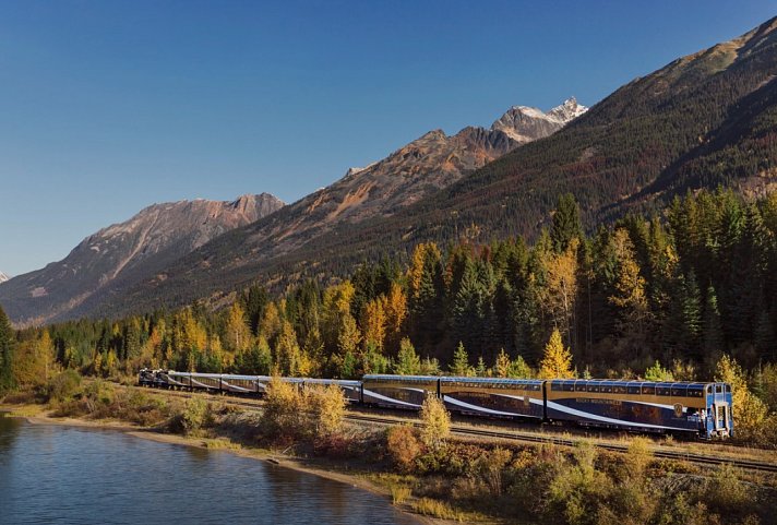 Journey through the Clouds - Rocky Mountaineer (Jasper - Vancouver)