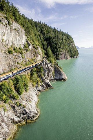 Rainforest to Gold Rush - Rocky Mountaineer (Jasper - Vancouver)