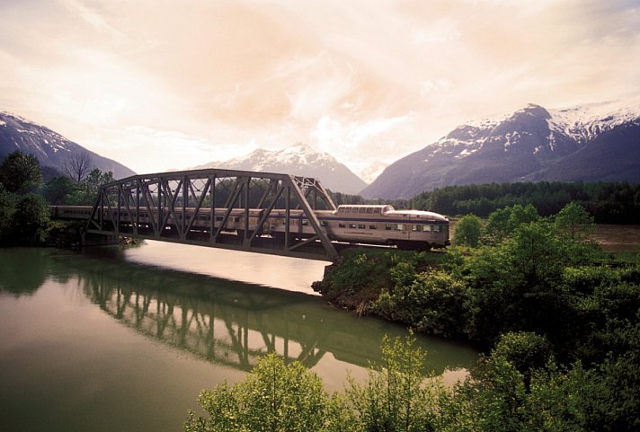 VIA Rail - The Canadian (Vancouver-Toronto)