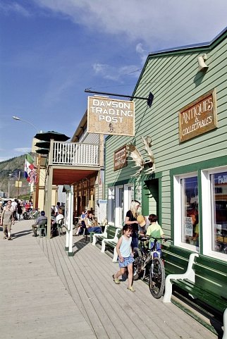 Yukon & Dempster Explorer