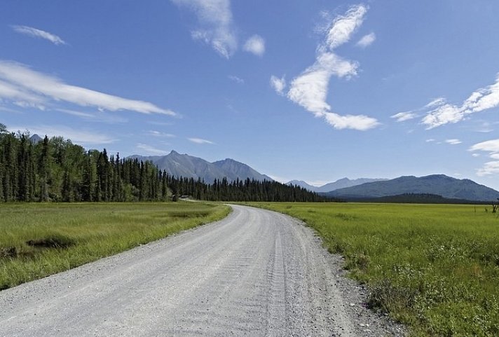 Yukon & Dempster Explorer