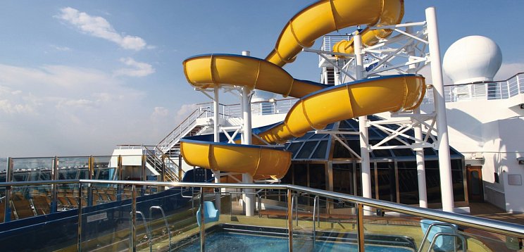 Spanien, Italien, Frankreich & Korsika – Costa Fascinosa