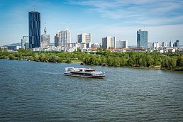 Ausflug nach Bratislava mit Martini Gansl - MS Kaiserin Elisabeth