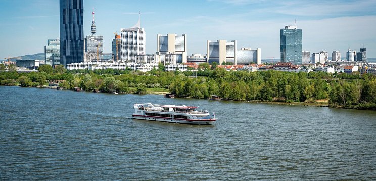 Ausflug nach Bratislava mit Martini Gansl - MS Kaiserin Elisabeth