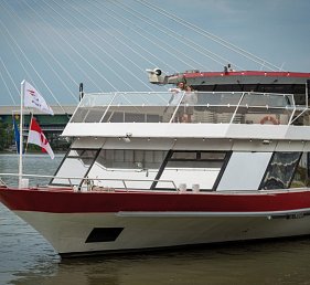 Ausflug nach Bratislava mit Martini Gansl - MS Kaiserin Elisabeth