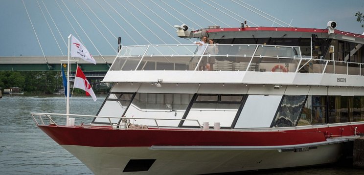 Ausflug nach Bratislava mit Martini Gansl - MS Kaiserin Elisabeth