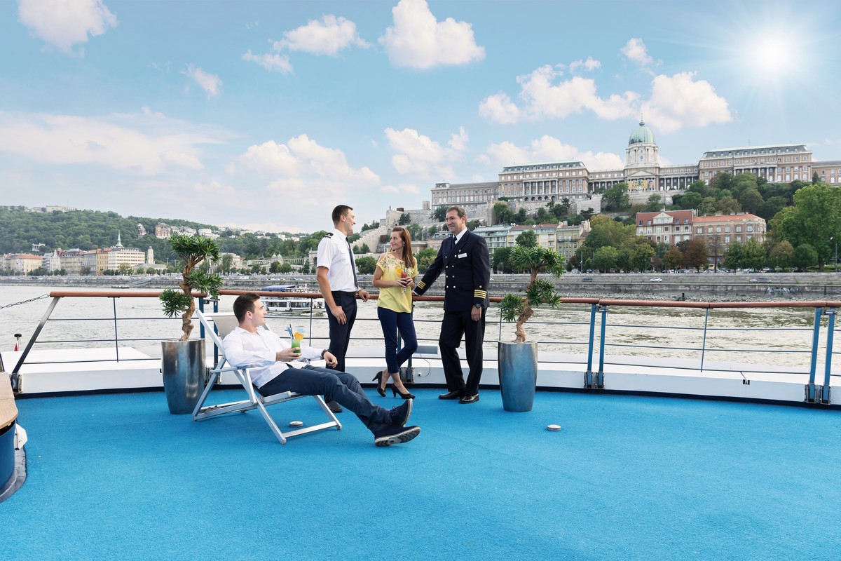 Budapest-Pécs für Hobby Historiker mit MS Primadonna