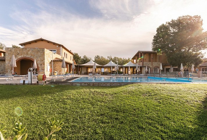 Residence Borgo di Magliano Garden Resort