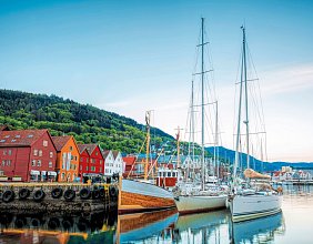 Norwegens Welterbe mit Skifestival in Oslo mit AIDAprima