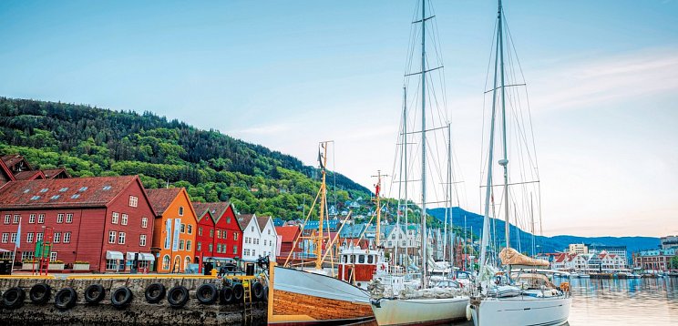 Norwegens Welterbe mit Skifestival in Oslo mit AIDAprima