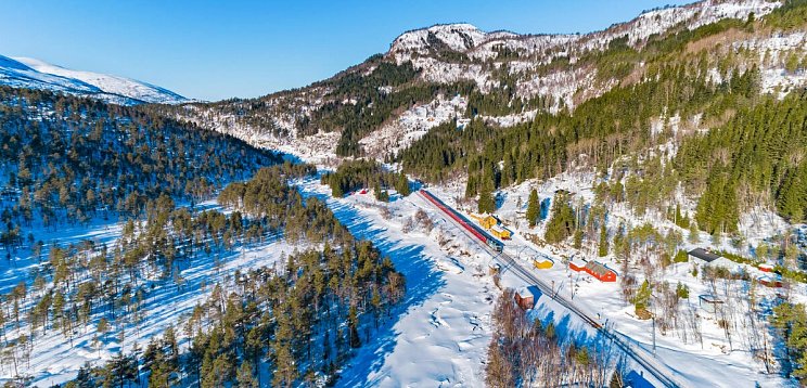 Norwegens Welterbe mit Skifestival in Oslo mit AIDAprima