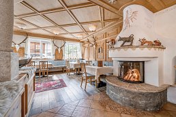 Restaurant mit Kamin