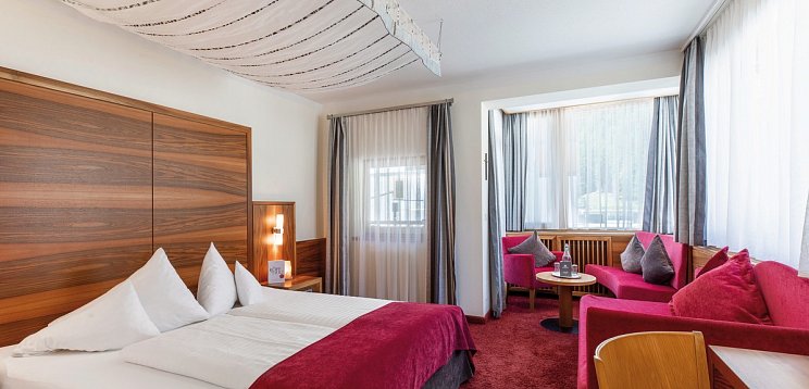 Hotel Vier Jahreszeiten**** – Ihre Wohlfühloase im Pitztal