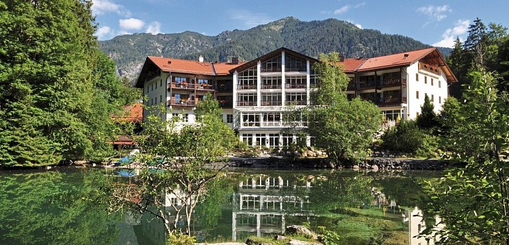 Hotel am Badersee