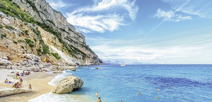 Mediterrane Schätze inkl. Sardinien mit AIDAcosma