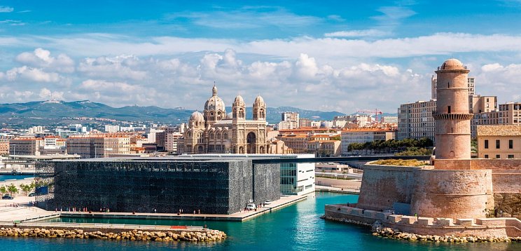Mediterrane Schätze inkl. Sardinien mit AIDAcosma
