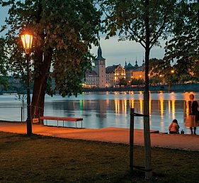 Zugfahrt zu Ostern nach Prag - Stadt der Tausend Türme