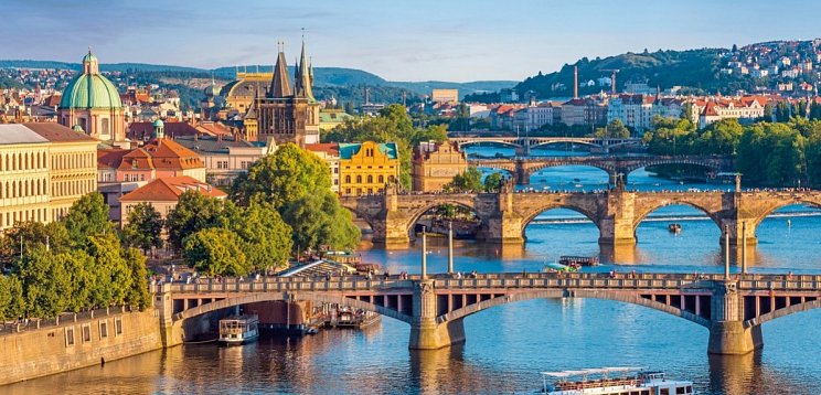 Zugfahrt zu Ostern nach Prag - Stadt der Tausend Türme
