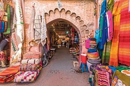 Farbenfroher Basar