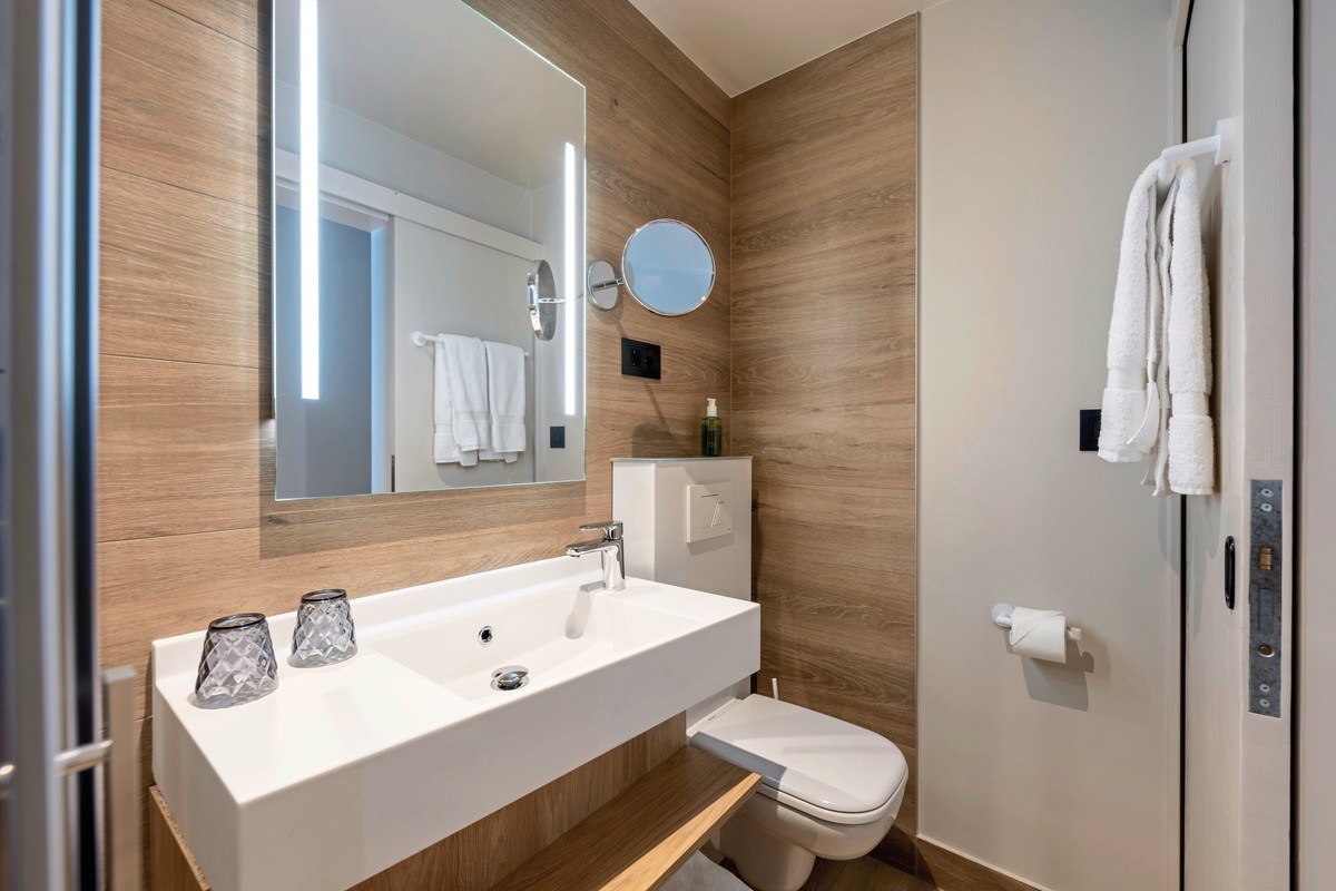 Schweizerhof Sils Maria, a Faern Collection Hotel