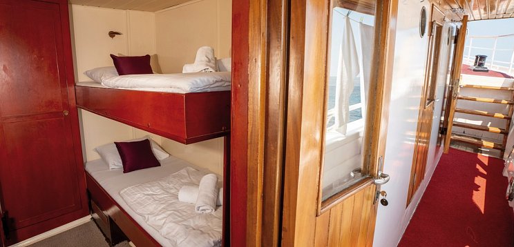 Blaue Reise – Kreuzfahrt zwischen 1000 Inseln ab/bis Trogir