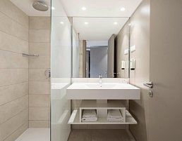 Wohnbeispiel Bad Doppelzimmer Superior (Zimmercodierungen DS2, DS4, DS1, ES1 & DC2)