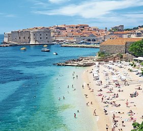 Traumhafte Buchten mit Costa Deliziosa