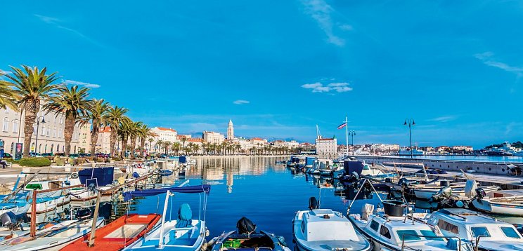 Traumhafte Buchten mit Costa Deliziosa