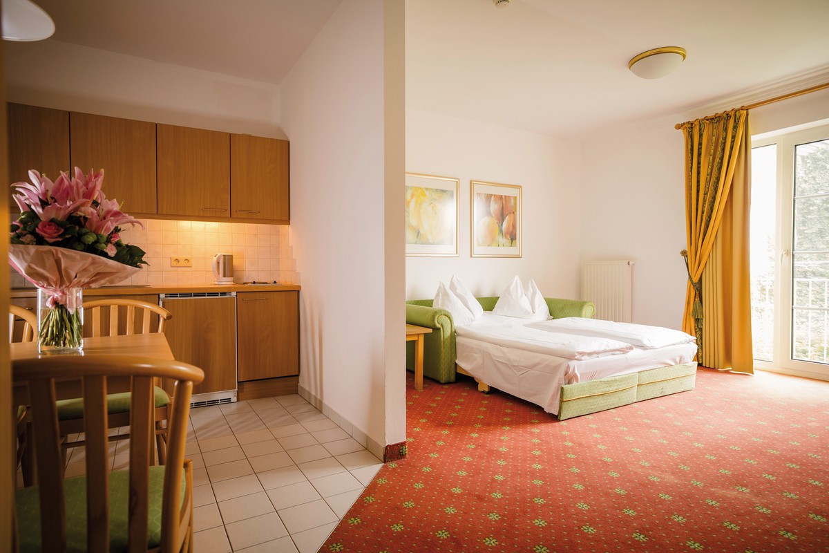 Familienfreundlichkeit trifft Komfort - Thermenhotel Vier Jahreszeiten