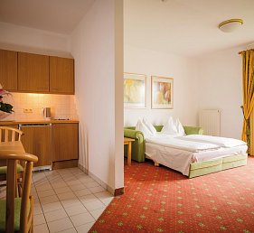 Thermenhotel Vier Jahreszeiten