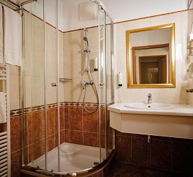 Thermenhotel Vier Jahreszeiten